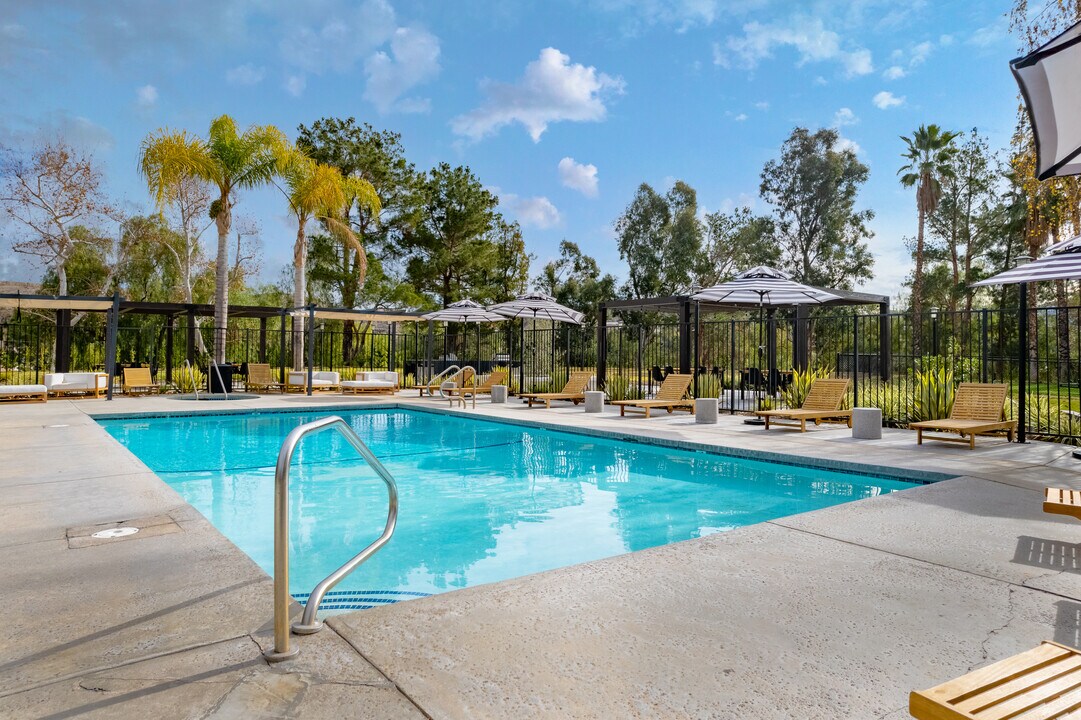 Monterra Ridge Apartments in Canyon Country, CA - Building Photo