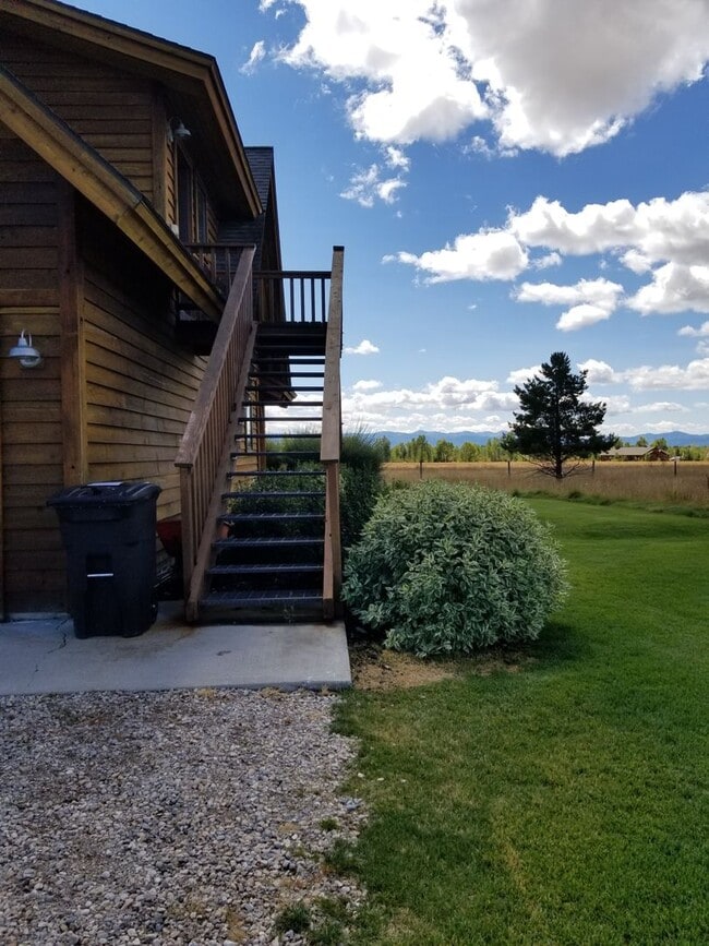 1597 Mount Washburn Dr in Driggs, ID - Building Photo - Building Photo