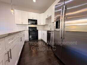 2511 W Cortland St in Chicago, IL - Building Photo - Building Photo