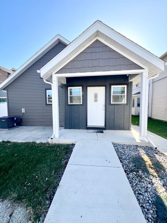 1206 Fairfield Ave in Fort Wayne, IN - Foto de edificio