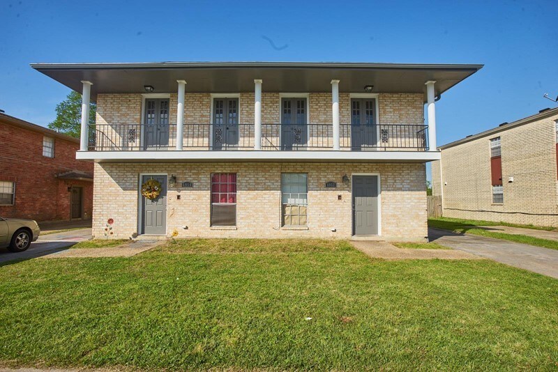 6952 Yorktown Dr-Unit -6952 in New Orleans, LA - Foto de edificio