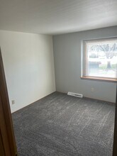 730 Fairwood Dr in Neenah, WI - Building Photo - Building Photo