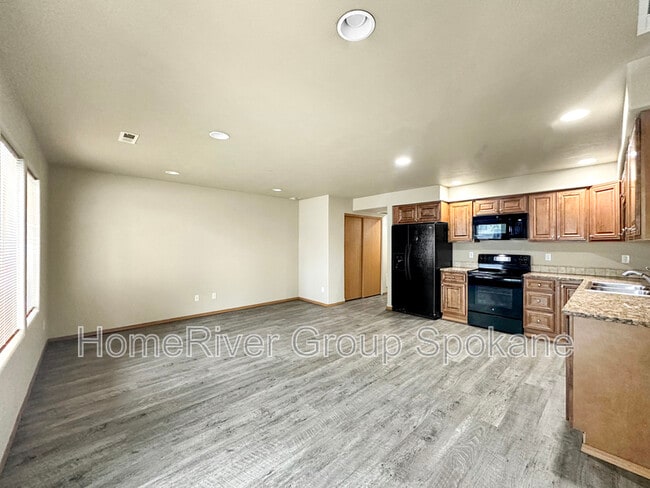 2714 N Fox Rd in Spokane Valley, WA - Building Photo - Building Photo