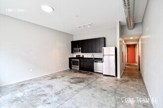 2903 Gillham Rd in Kansas City, MO - Building Photo - Building Photo