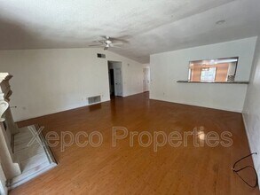 51865 Avenida Velasco in La Quinta, CA - Foto de edificio - Building Photo