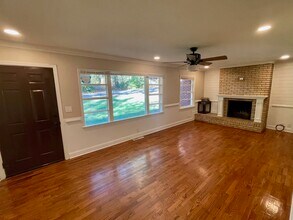 21 Opal St in Cartersville, GA - Building Photo - Building Photo