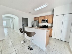 2584 SW 122nd Terrace in Miramar, FL - Building Photo - Building Photo