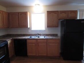 120 Andrews Dr in St. Robert, MO - Building Photo - Building Photo
