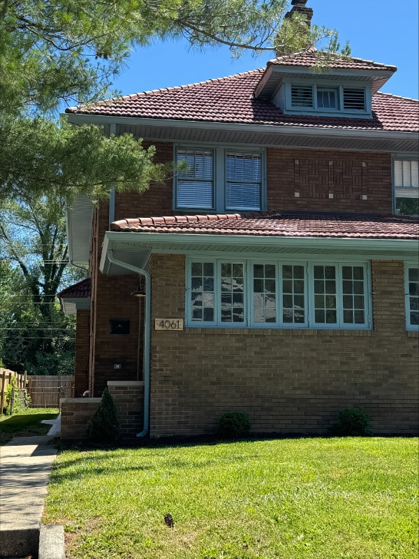 4061 Central Ave in Indianapolis, IN - Foto de edificio - Building Photo