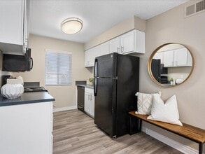 Ascent on the Highline in Aurora, CO - Building Photo - Interior Photo