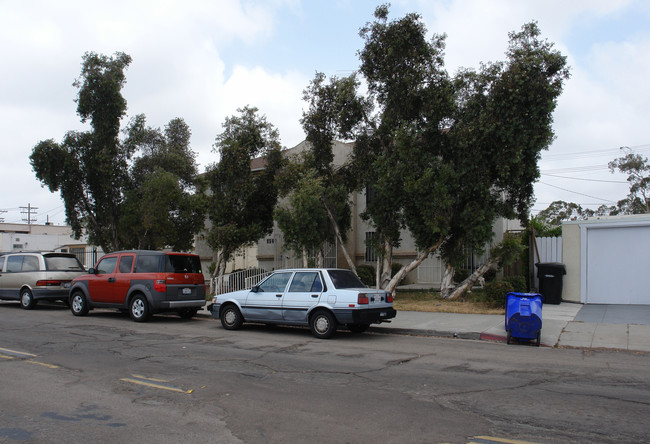 3028 Howard Ave in San Diego, CA - Foto de edificio - Building Photo