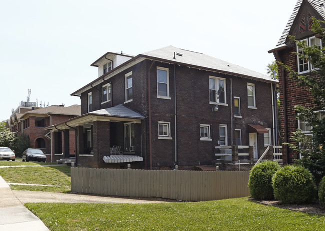 1800 Clinch Ave in Knoxville, TN - Building Photo - Building Photo