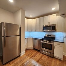 2813 W Girard Ave in Philadelphia, PA - Building Photo - Building Photo