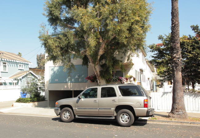 2621 5th St in Santa Monica, CA - Building Photo - Building Photo