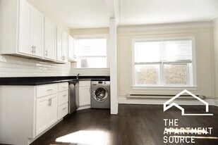 327 Kedzie St, Unit 3 in Evanston, IL - Building Photo