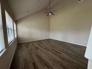 816 Belvedere Dr in Conroe, TX - Building Photo - Building Photo
