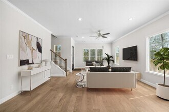 1305 Beachton St in Houston, TX - Building Photo - Building Photo