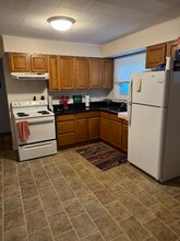 61 Vandenburgh Ave in Troy, NY - Building Photo - Building Photo