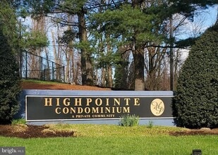 4411 Falls Bridge Dr in Baltimore, MD - Building Photo - Building Photo