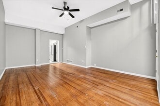 2352 S 10th St in St. Louis, MO - Foto de edificio - Building Photo