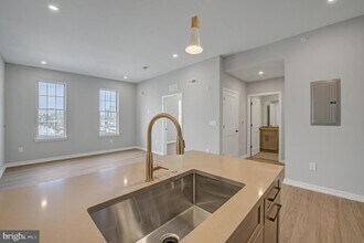 2445 Innovator Wy in Philadelphia, PA - Building Photo - Building Photo