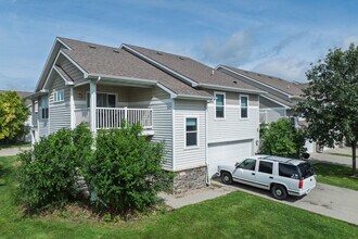 Prairie Ridge Townhomes in Ankeny, IA - Building Photo - Building Photo