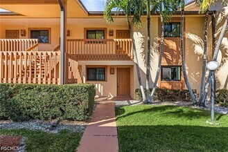 17425 Birchwood Ln in Ft. Myers, FL - Building Photo - Building Photo