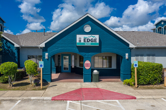 Edge Estates in Beaumont, TX - Building Photo - Building Photo