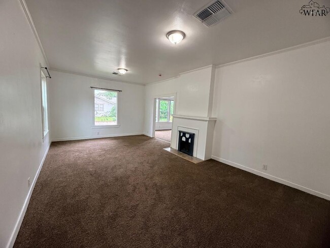 1301 Taylor St in Wichita Falls, TX - Building Photo - Building Photo