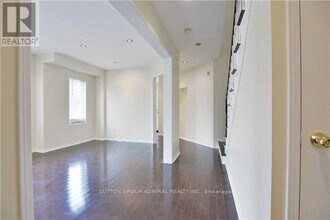 838 Golden Farmer Way in Mississauga, ON - Building Photo - Building Photo