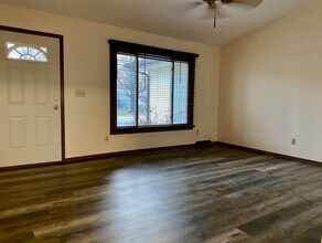 120 Bunn Dr in Rockton, IL - Building Photo - Building Photo
