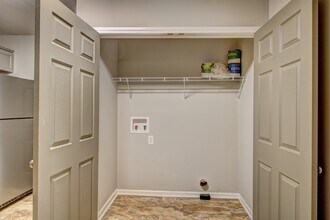 210 Scarlett Ln in Dallas, NC - Building Photo - Building Photo