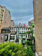 EAST 65 STREET in New York, NY - Foto de edificio - Building Photo