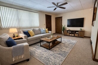 4 Braemore Rd in Taunton, MA - Building Photo - Building Photo