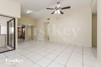 3121 Carthage Ct in Orlando, FL - Building Photo - Building Photo