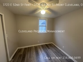 3723 E 52nd St in Cleveland, OH - Foto de edificio - Building Photo