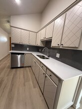 2129 Country Meadows Dr in Clovis, NM - Building Photo - Building Photo