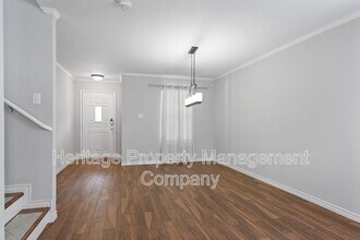 5823 Armstrong Well in San Antonio, TX - Building Photo - Building Photo