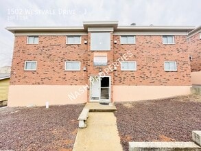 1502 Westvale Dr-Unit -J in Festus, MO - Building Photo - Building Photo