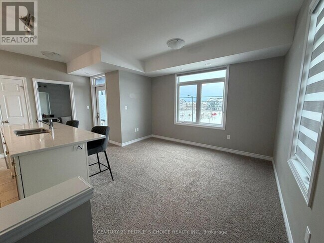 66 Oat Ln in Kitchener, ON - Building Photo - Building Photo