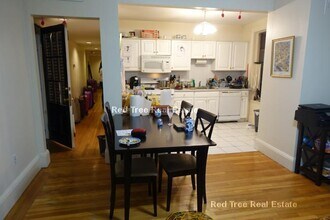 12 Dean Rd, Unit 1 in Brookline, MA - Building Photo - Building Photo