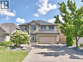 724 Massimo Crescent in Windsor, ON - Building Photo