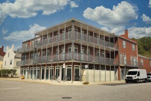 The French Quarter in Auburn, AL - Building Photo