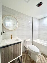 28 Dales Ave in Jersey City, NJ - Building Photo - Building Photo