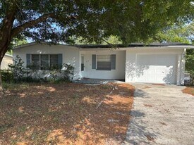 17 S Jefferson St in Beverly Hills, FL - Building Photo