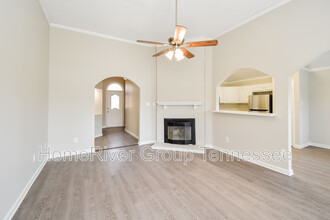 9895 Woodland Bend Dr in Lakeland, TN - Building Photo - Building Photo