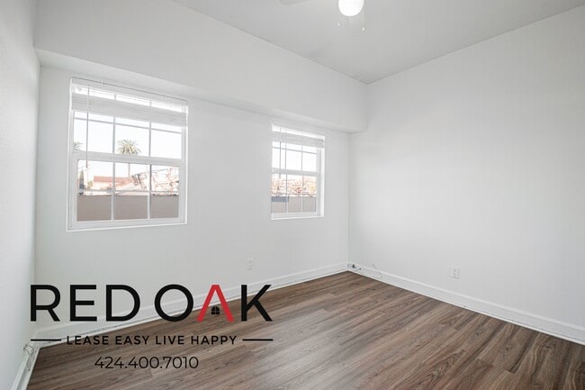 731 W 46th St in Los Angeles, CA - Building Photo - Building Photo