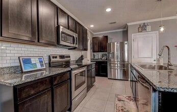 5941 ST Pl in Pinellas Park, FL - Building Photo - Building Photo