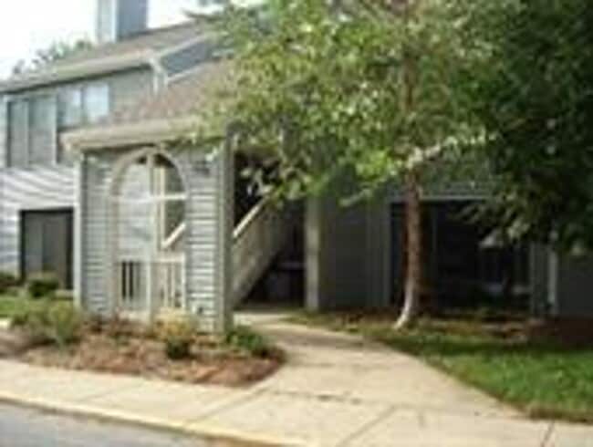 property at 8739 W 106th Terrace