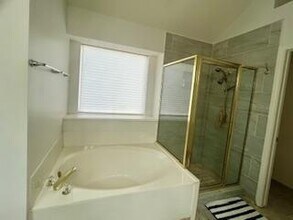 1208 Oakwood Blvd in Round Rock, TX - Building Photo - Building Photo